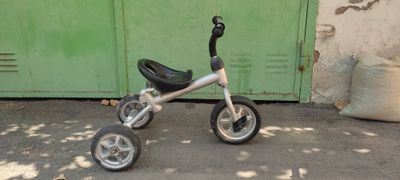 Велосипед детский трёх колесный