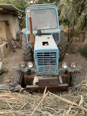 Mtz 80 sotiladi