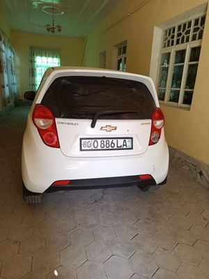 Spark 1 pozitsiya