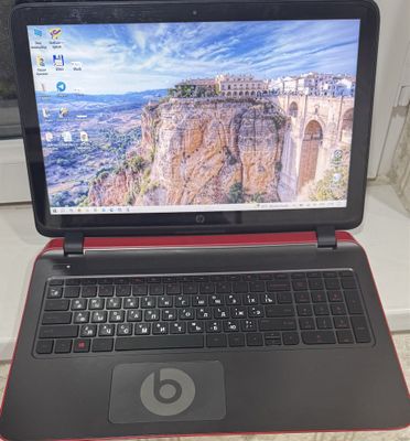 HP Beats Special Edition 15-p030nr Notebook