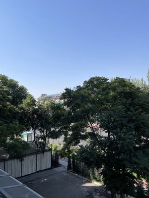 Ойбек метро квартира 1 киши керак, битта хона берилади.