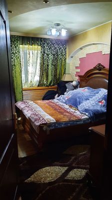 продам чиланзар 23.  трёх комнатная
