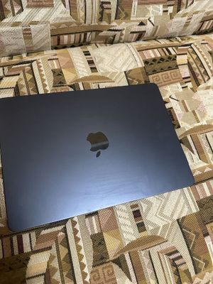 Mac Book Air M3 Inch 13,6, 16/256gb, 2025, 875$