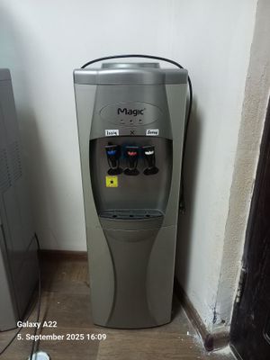 Kuler Magic tegida xolodilnik bilan