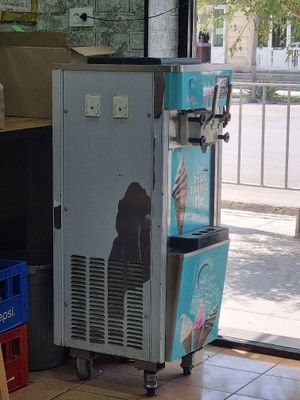 Frezzer 220v ishlaydi