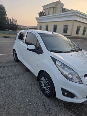Chevrolet SPARK 2