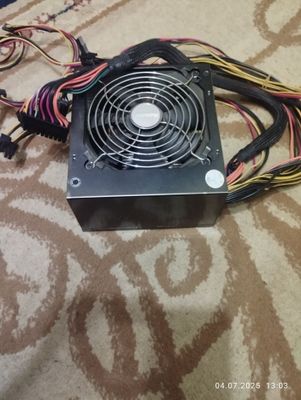 Блок питания Huntkey 600w