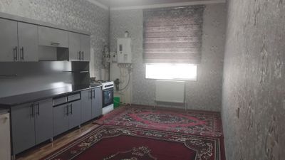 Бухоро шахри Алпомиш кучасида 2 хонали квартира ижарага берилади