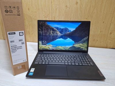 продается ноутбук Lenovo