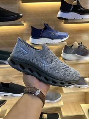 скечерс Slip Ins модели