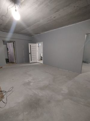 60м² 2 комнаты Чиланзар 23 2я линия от дороги цокольный этаж