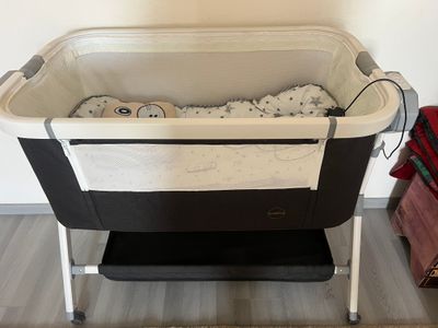 Tebranadigan kravat sotiladi lyulka