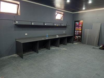 Loft kompyuter stollar