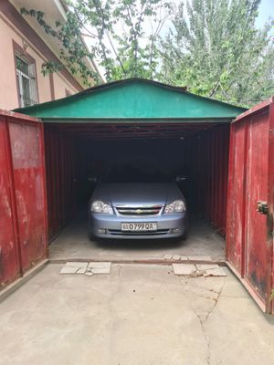 гараж болт гайкада йигилади
