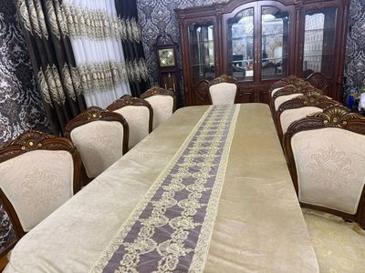 Столы со стульями