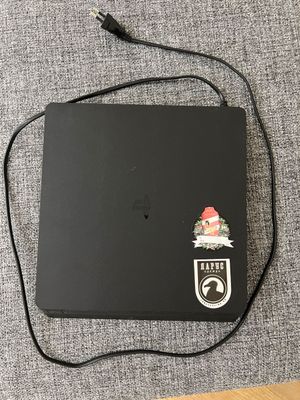 Play Station 4 Slim