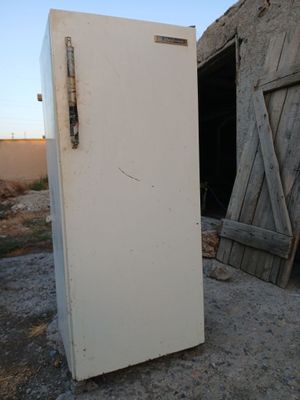 Продам холодильник "Снежинка'' в рабочем состоянии