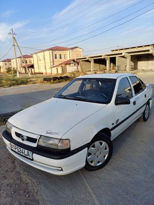Opel vectra 1.8