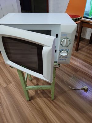 Продаётся микроволновка