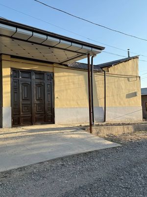 Uy Sotiladi Nazarbek Turkiston maxalla