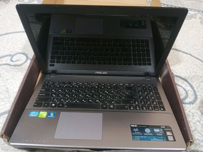 Ноутбук Asus x550c
