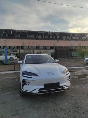 BYD chempion qora 605 km