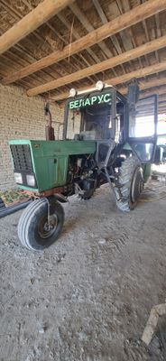 MTZ 80x sotiladi