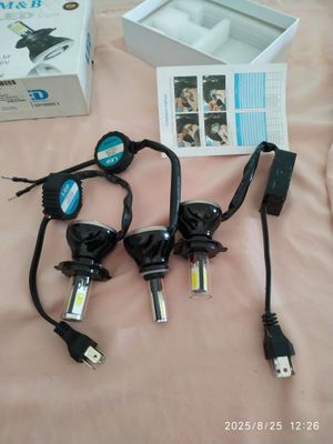 3 ta LED avto lampa sotiladi.