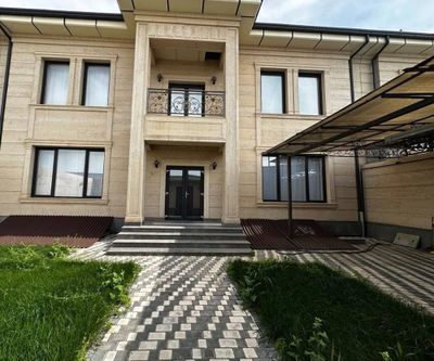 Продаю участок 8 комнитная Luxury ремонт