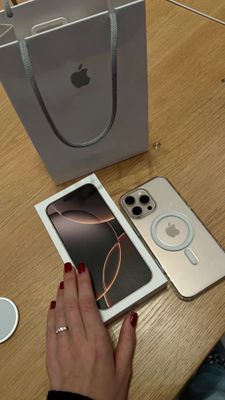 iPhone 16 pro max