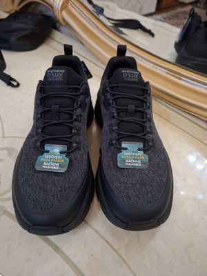 Skechers dlux walker 2.0 extra wide