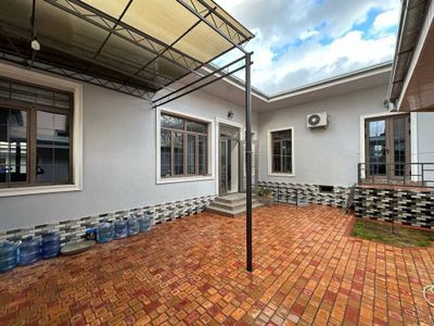 Продаже дом Юнусабаде 2.5 сотки срочно