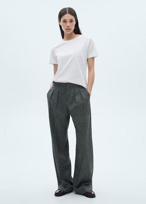 Базовые футболки Mango