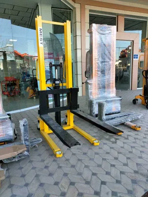 Электрический Штабелер 2 т - 1.6 м(ручная кара) рохля