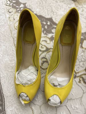 Оригинальные каблуки от Christian Dior
