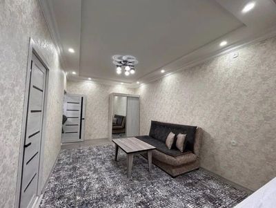 Срочно продаётся однокомнатная квартира на Куйлюке - 1 , с балконом .