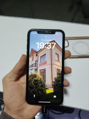 Iphone 11 sotiladi