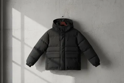 Зимняя черная куртка