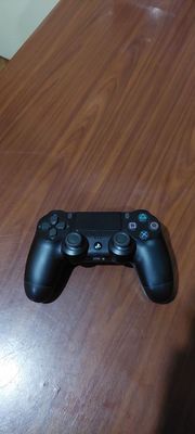Продаётся оригинал джойстик Sony PS-4 за 20 у.е!