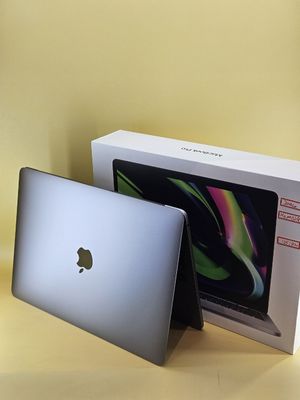 Macbook pro m2 grey