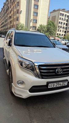 Toyota Land Cruiser Prado sotiladi