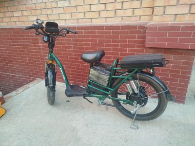 Электровелосипед 2шт срочно 150$ каждая