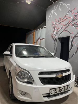 Продаю авто кобальт 2021