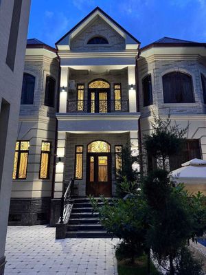 Мирзо Улугбекский Ул. Никитина Дом 4 соток 6 ком 400м2