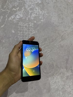 Apple 8 + satiladi