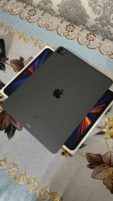 iPad pro M1 12.9inch 256gb ideal
