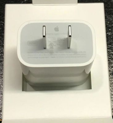 Зарядка 20 вт для iphone /13/14/15/16 pro и pro max из США