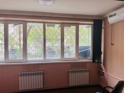 Продам. Нежелое Массив Елбек 3/1/4