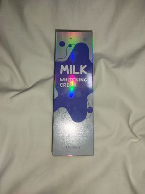 Осветляющий крем для лица DEOPROCE MILK WHITENING CREAM.