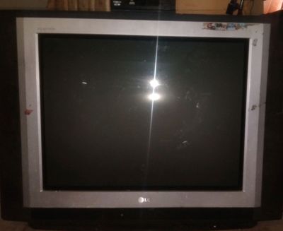 LG телевизор